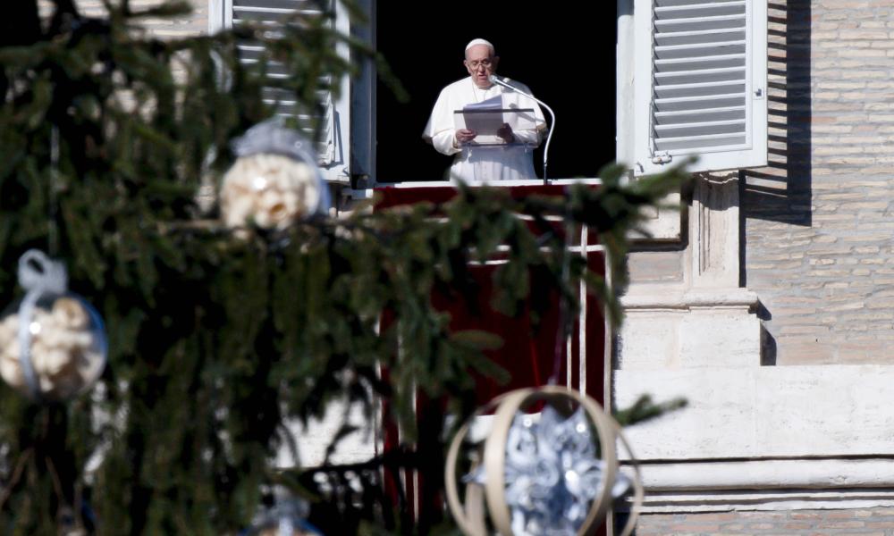 Prepare For Christmas by Serving Others, Pope Says