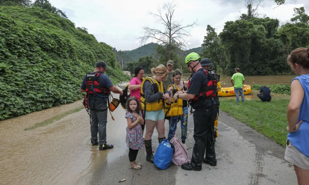 Kentucky Catholic Charities Coordinates National Aid Amid Devastating Floods