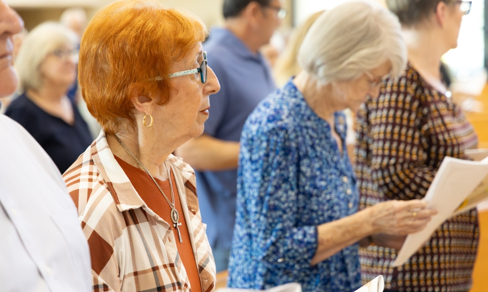 Members of the Mater Dei Giving Society prayed Midafternoon Prayer as part of the Mater Dei Giving Society Prayer Service on November 16, 2025. | Photo by Keishla Espinal.