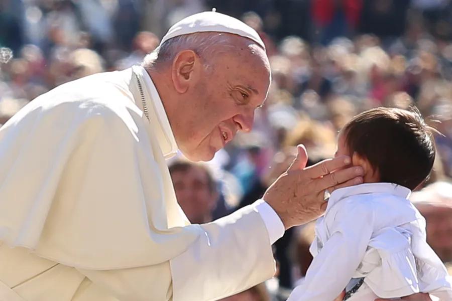Pope Francis on Adoption: ‘Every Child that Arrives is God’s Gift’ 