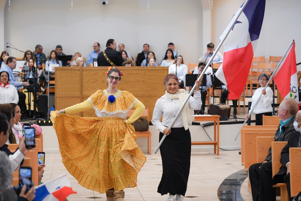 Flag procession DOSP Hispanic Mass